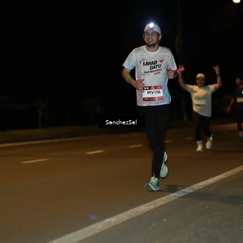 Runner Photo 7692249