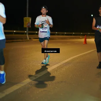 Runner Photo 7692267