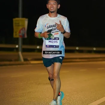 Runner Photo 7692270