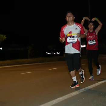 Runner Photo 7692278