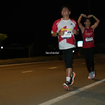 Runner Photo 7692279