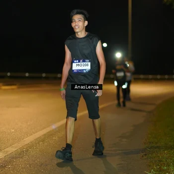 Runner Photo 7692293
