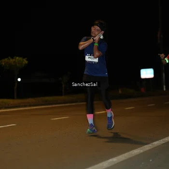 Runner Photo 7692294