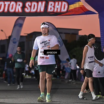 Runner Photo 7692308