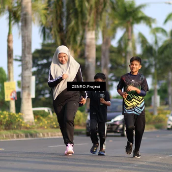 Runner Photo 7692314