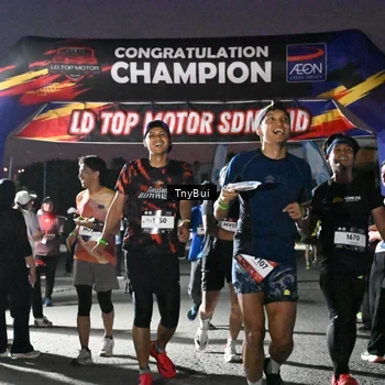 Runner Photo 7692316