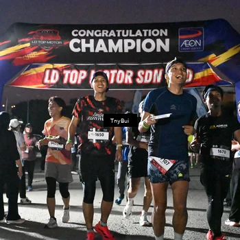 Runner Photo 7692318
