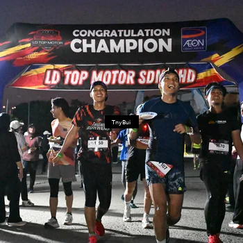 Runner Photo 7692319