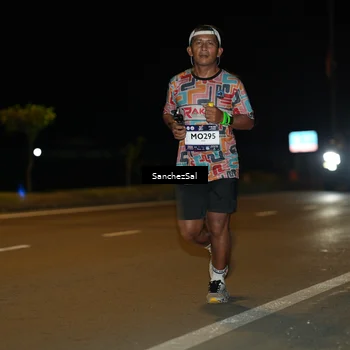 Runner Photo 7692321