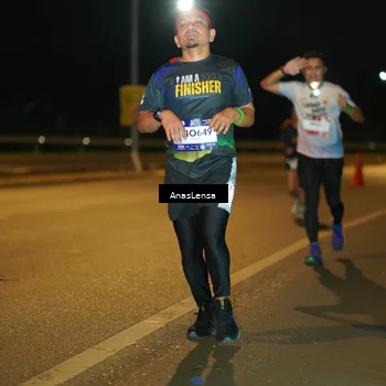 Runner Photo 7692339
