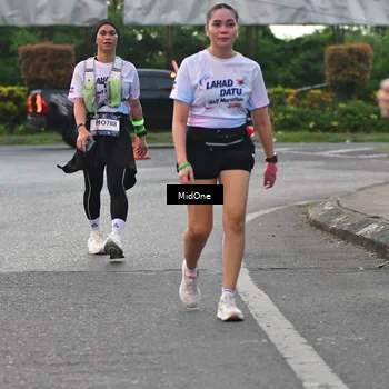 Runner Photo 7692345