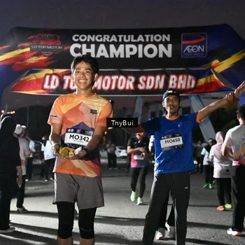 Runner Photo 7692362