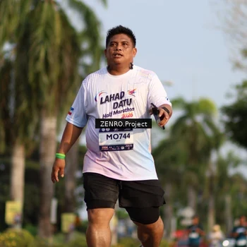 Runner Photo 7692363
