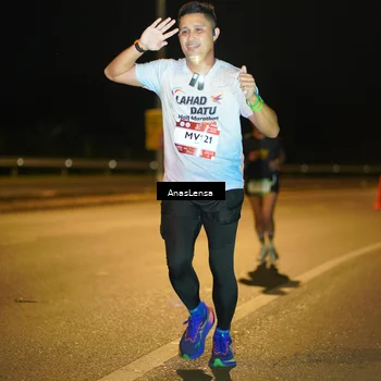 Runner Photo 7692364