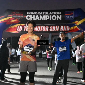 Runner Photo 7692372