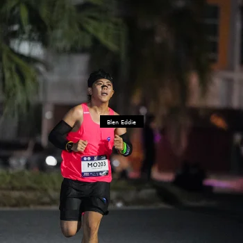 Runner Photo 7692376