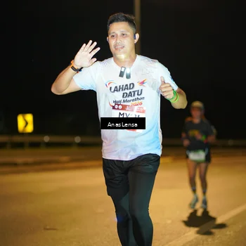 Runner Photo 7692380