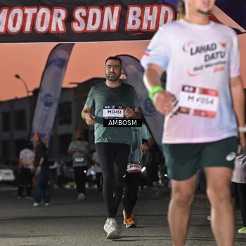 Runner Photo 7692391