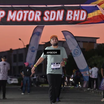 Runner Photo 7692394