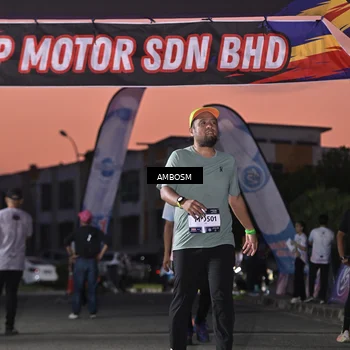 Runner Photo 7692417