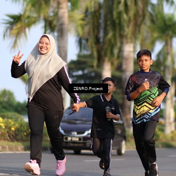 Runner Photo 7692419