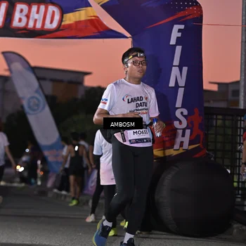 Runner Photo 7692442