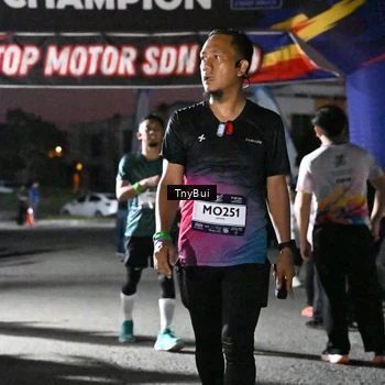 Runner Photo 7692449