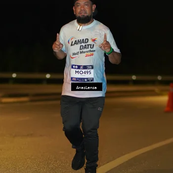 Runner Photo 7692456