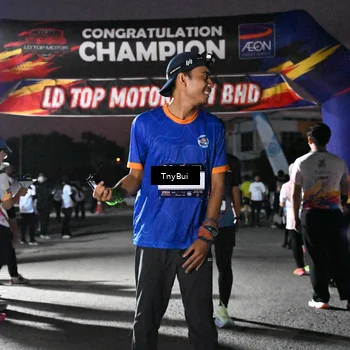 Runner Photo 7692463