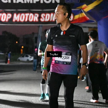 Runner Photo 7692482