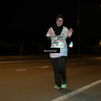 Runner Photo 7692494