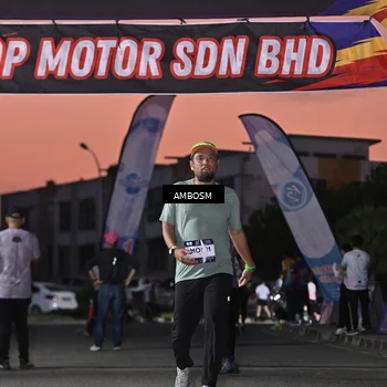 Runner Photo 7692501