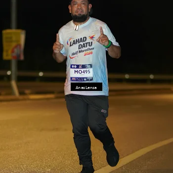 Runner Photo 7692504