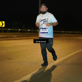 Runner Photo 7692509