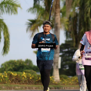 Runner Photo 7692523