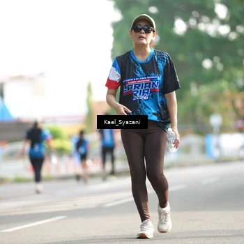 Runner Photo 7692539