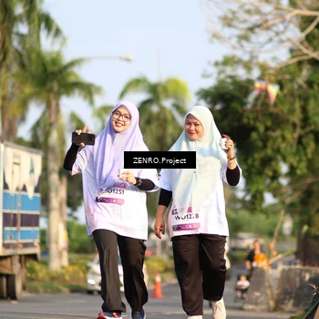 Runner Photo 7692545