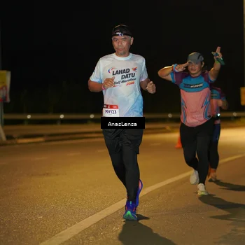 Runner Photo 7692547