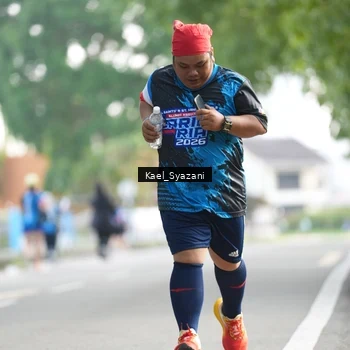 Runner Photo 7692560