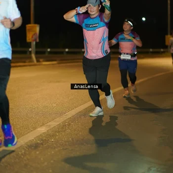 Runner Photo 7692587