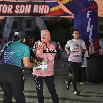 Runner Photo 7692616