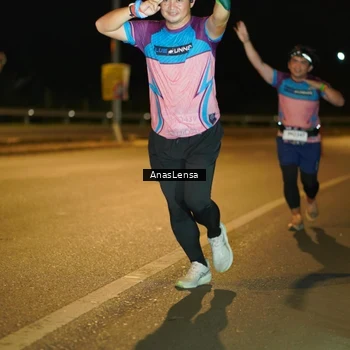 Runner Photo 7692619