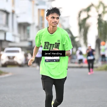 Runner Photo 7692631