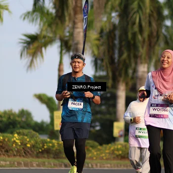 Runner Photo 7692632
