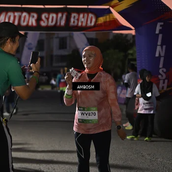 Runner Photo 7692643