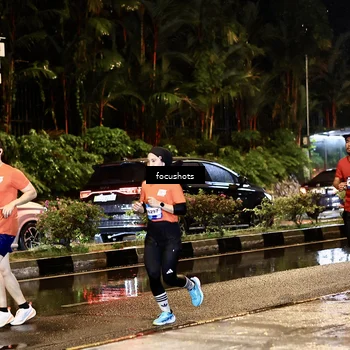 Runner Photo 7692646