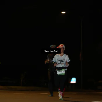 Runner Photo 7692661