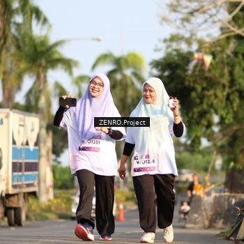 Runner Photo 7692662