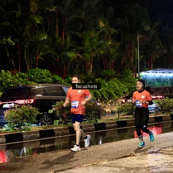Runner Photo 7692676