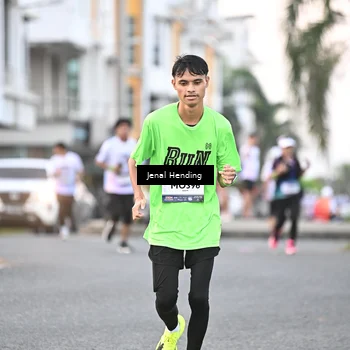 Runner Photo 7692682